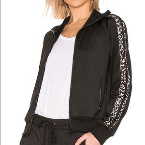 NEVER BEFORE WORN PAM AND GELA